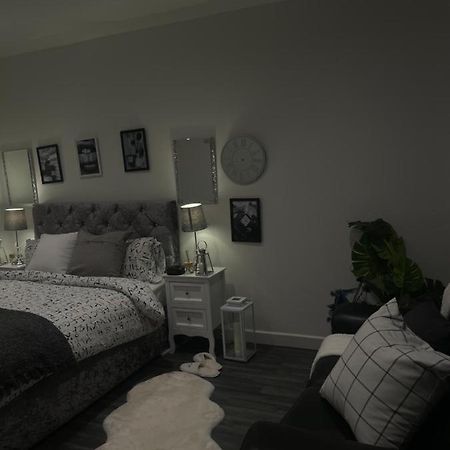 3G Homes Dagenham Bagian luar foto